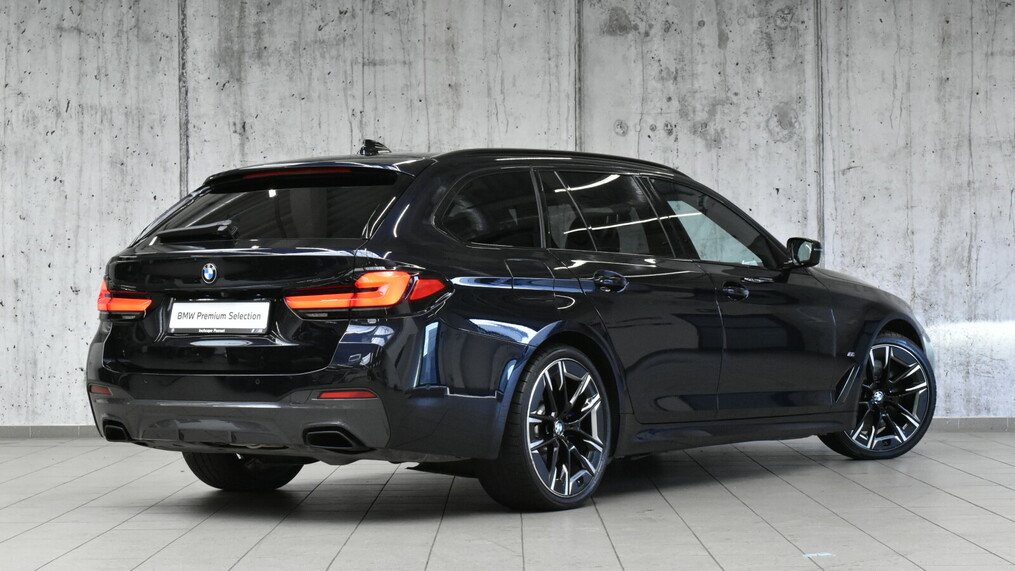 BMW Serii 5, 530