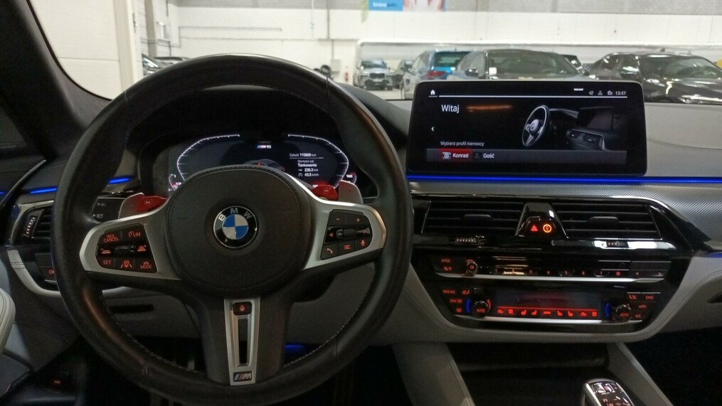 BMW Seria M5