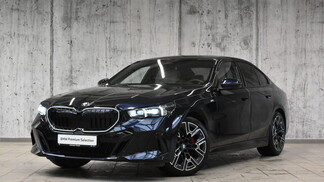 BMW Serii 5, 520