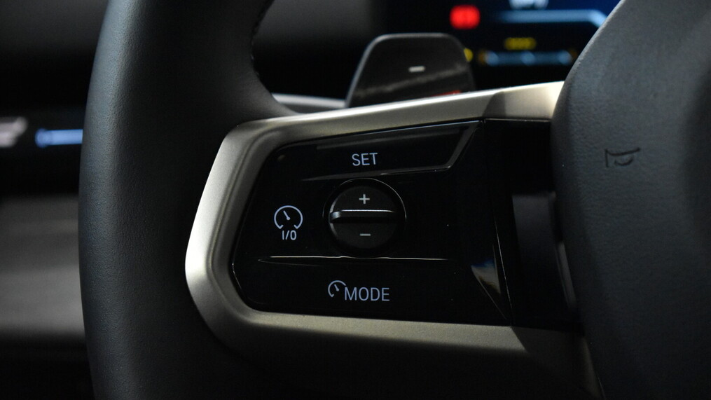 BMW Serii 5, 520