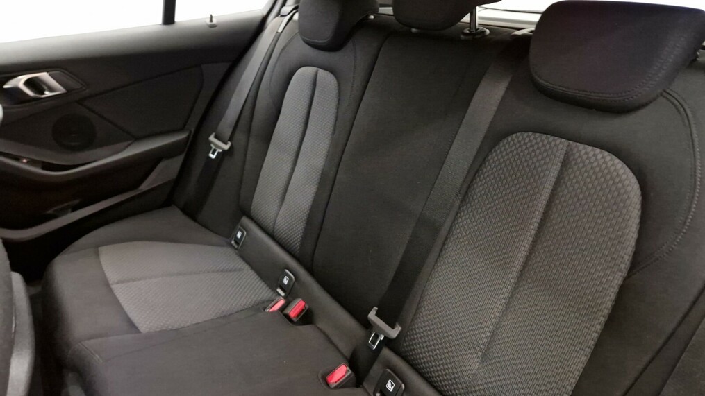 BMW Seria 1 118