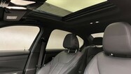 BMW Serii 3, 330