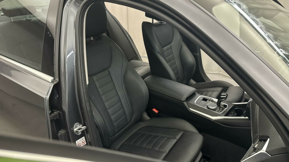 BMW Seria 3 320