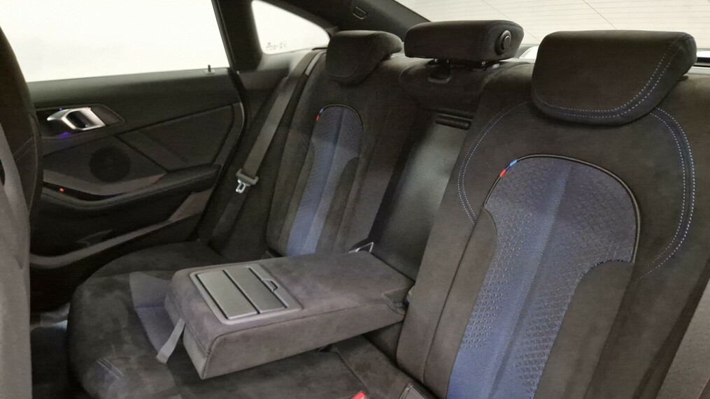 BMW Seria 2 218