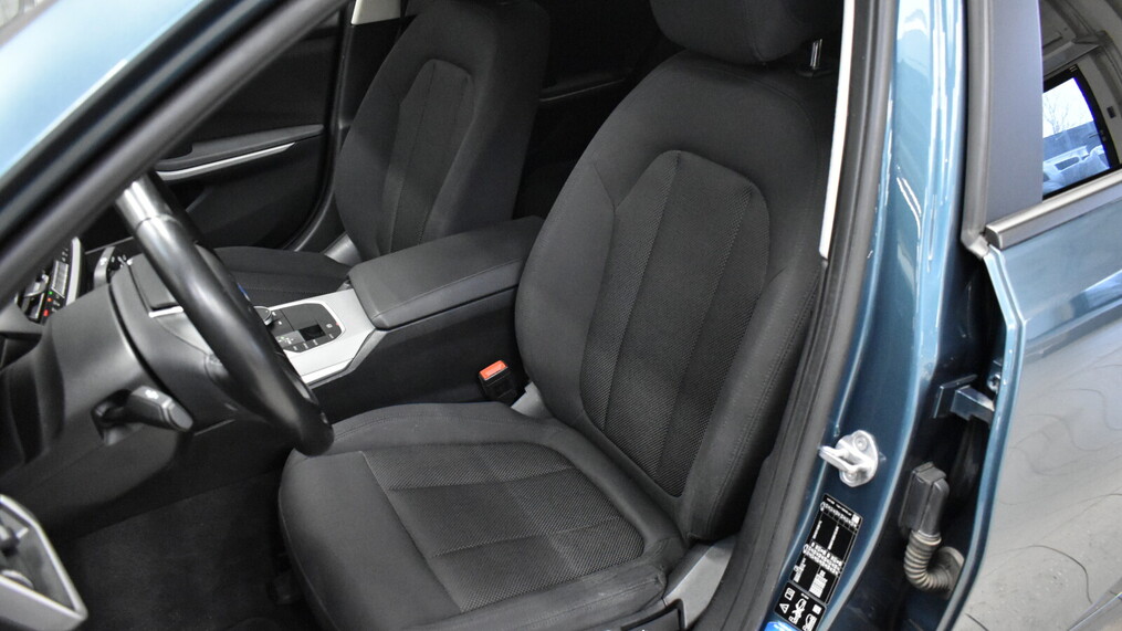 BMW Serii 3, 320