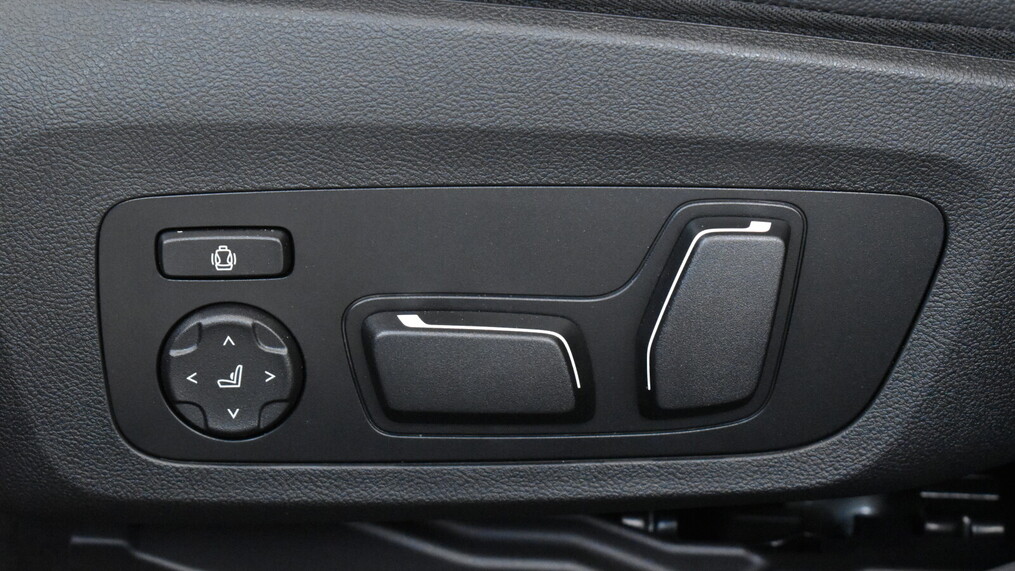BMW Serii 3, 340