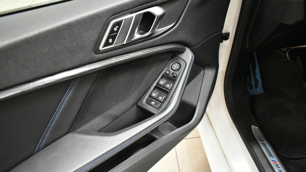 BMW Seria 2 218