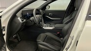 BMW Serii 3, 320