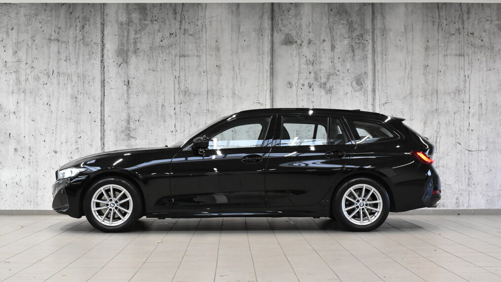 BMW Serii 3, 320