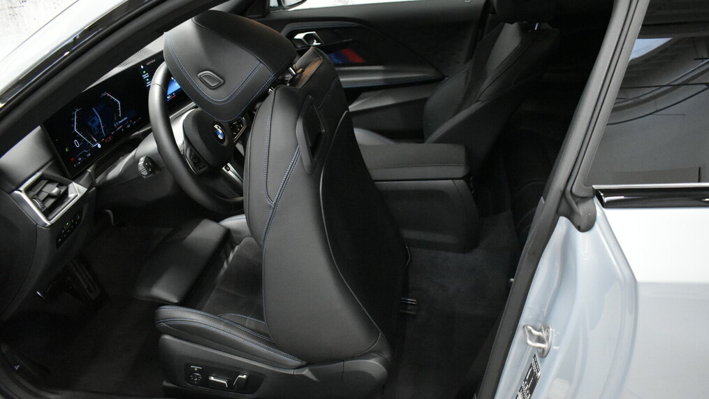 BMW Serii 2, 220