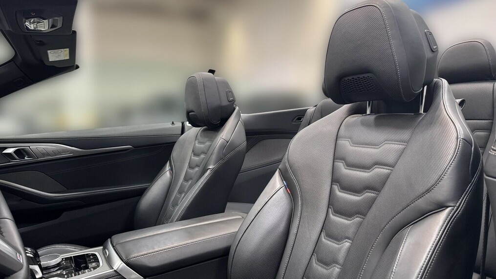 BMW Serii 8, 840