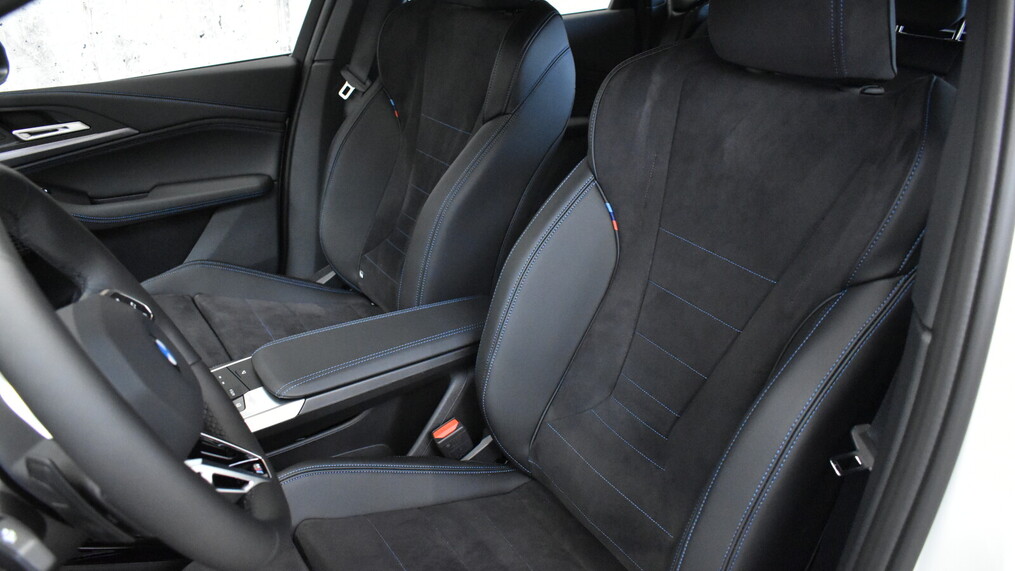 BMW Serii 2, 218