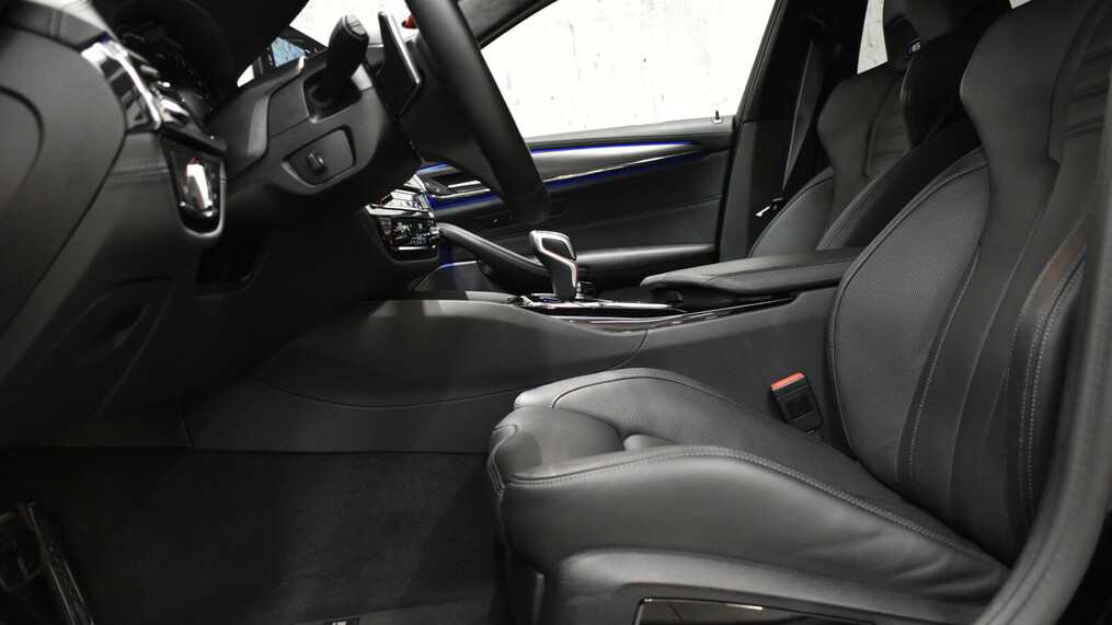 BMW Seria M5