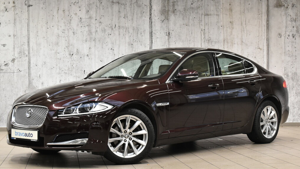 Jaguar XF