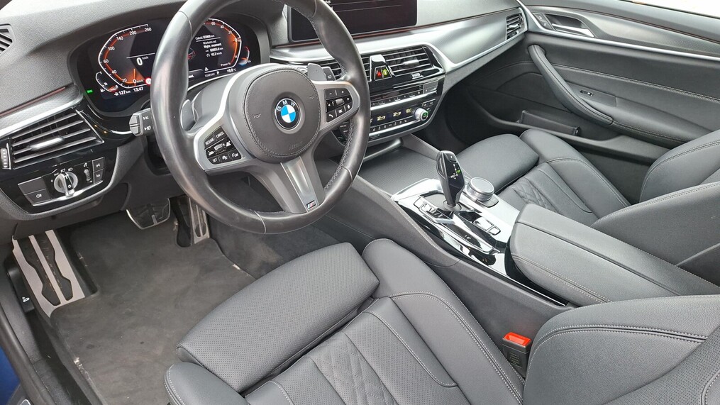 BMW Serii 5, 530