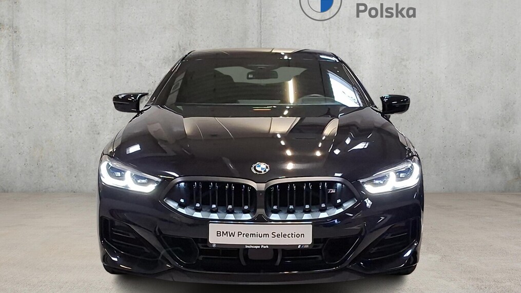 BMW Serii 8, 850