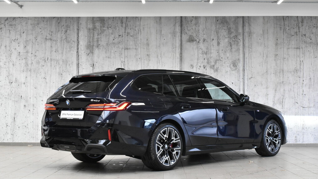 BMW Serii 5, 540