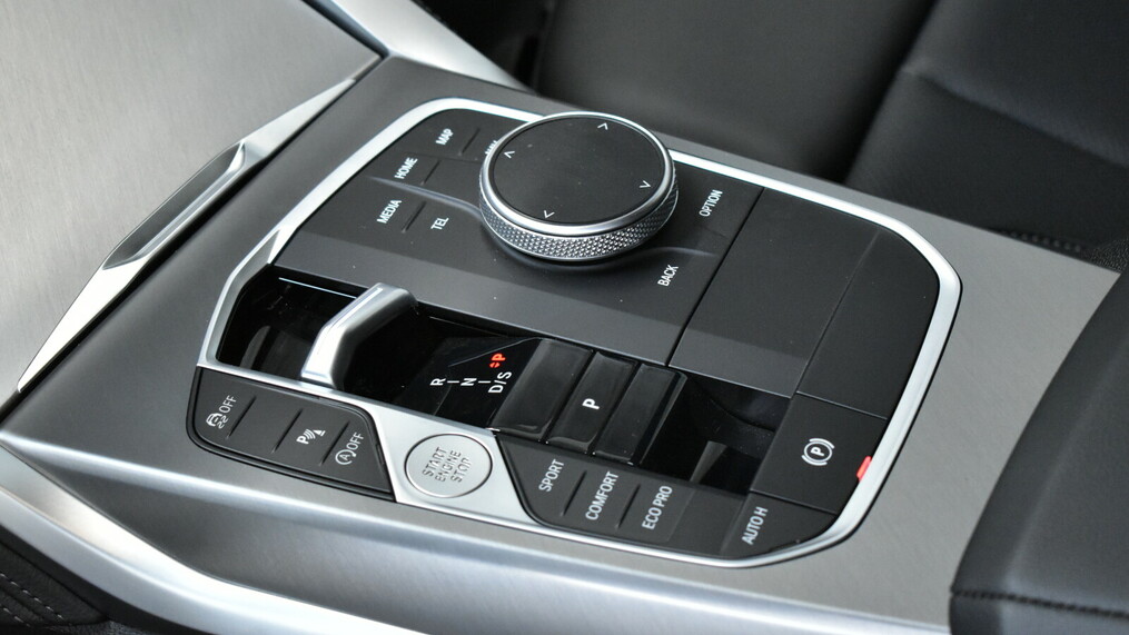 BMW Seria 2 218