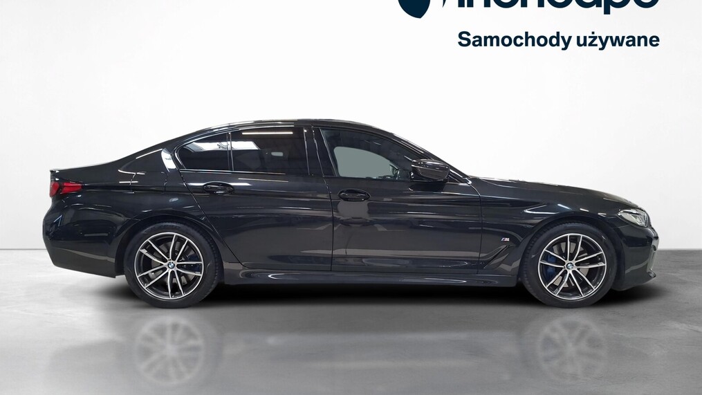 BMW Serii 5, 520
