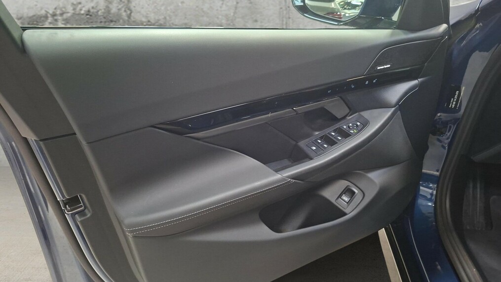 BMW Serii 5, 520