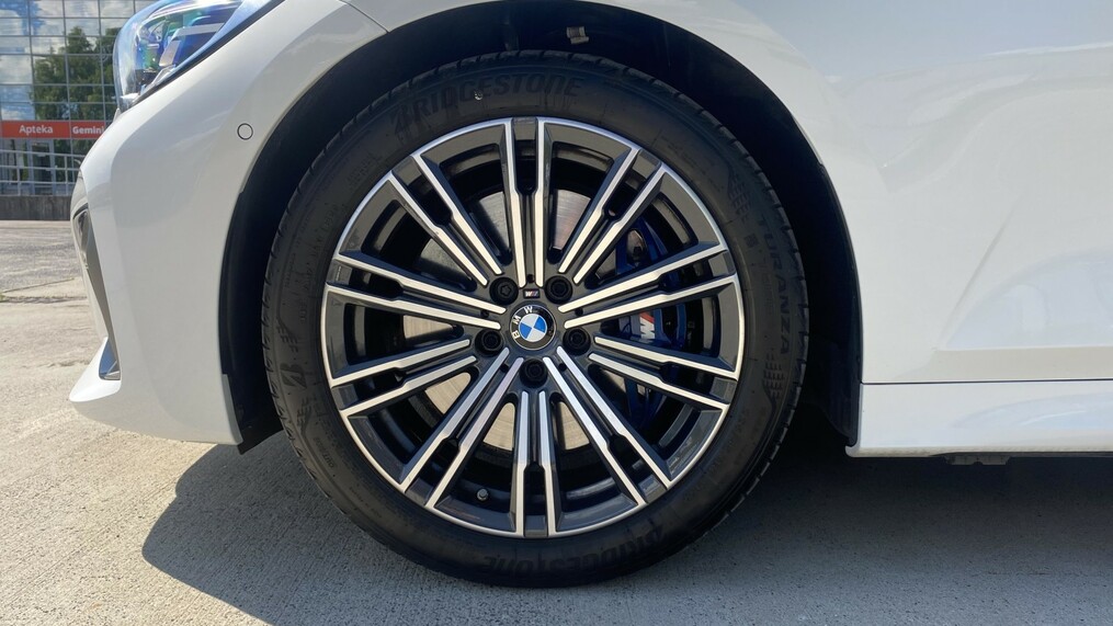 BMW Serii 3, 340