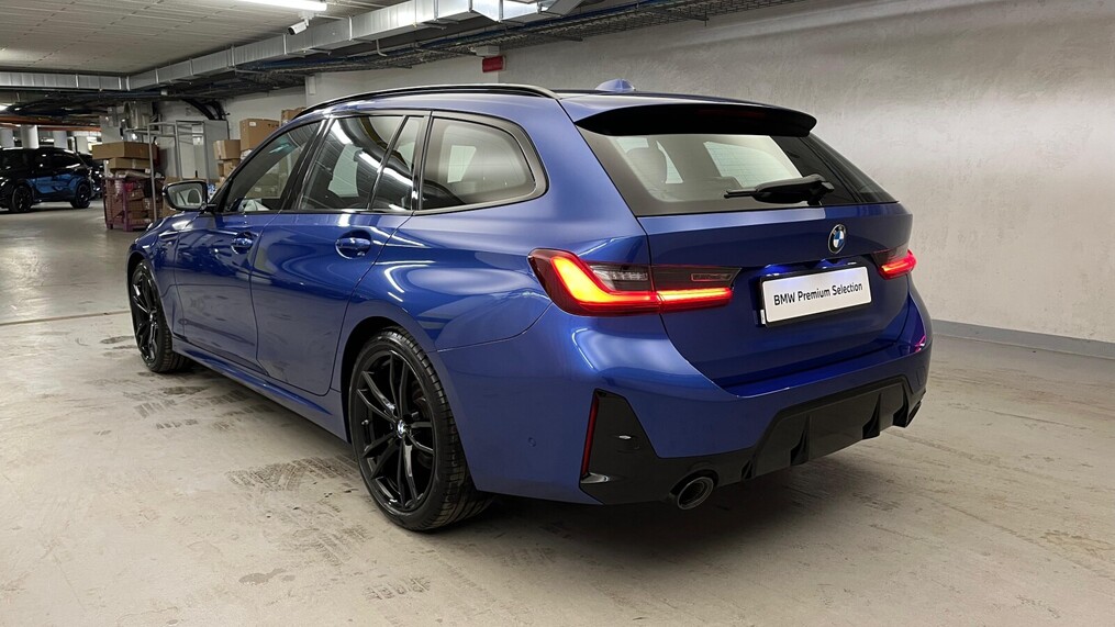BMW Serii 3, 320