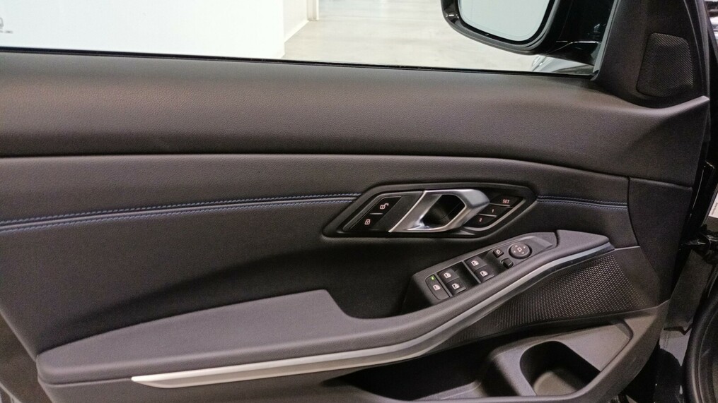 BMW Seria 3 318