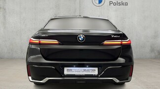 BMW Serii 7, 740