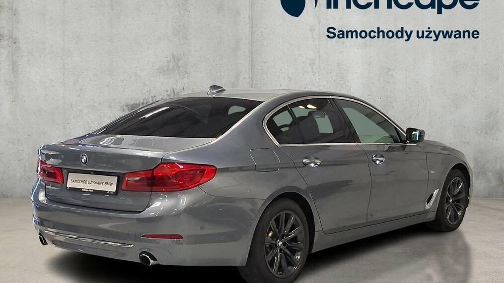 BMW Serii 5, 530