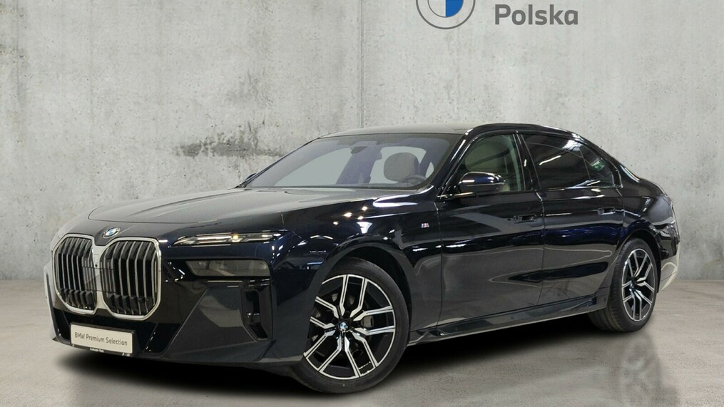 BMW Serii 7, 740