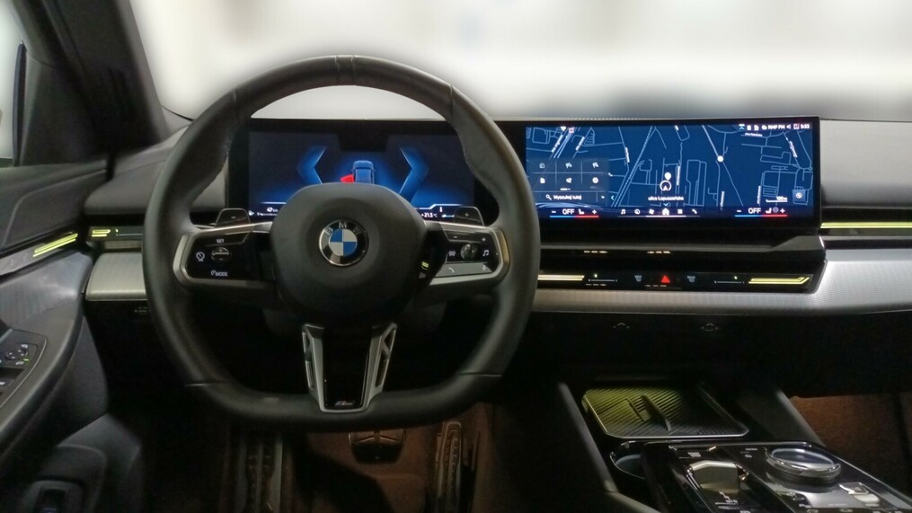BMW Seria 5, 520
