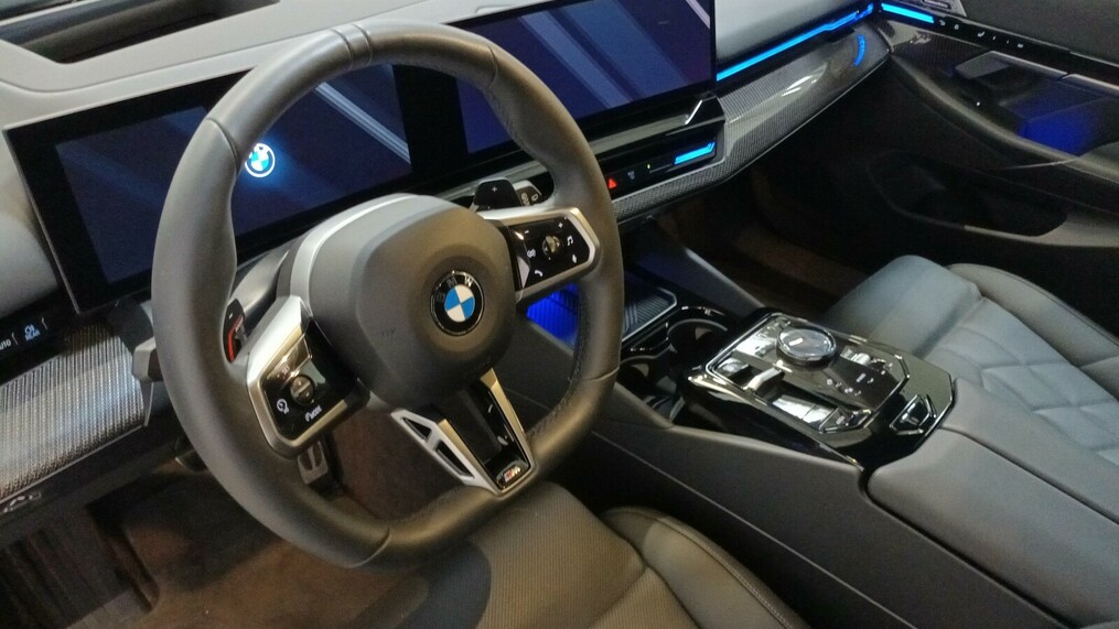 BMW Seria 5, 520