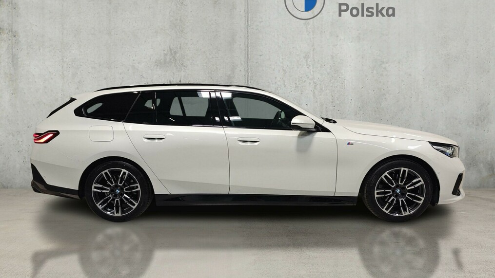 BMW Serii 5, 520