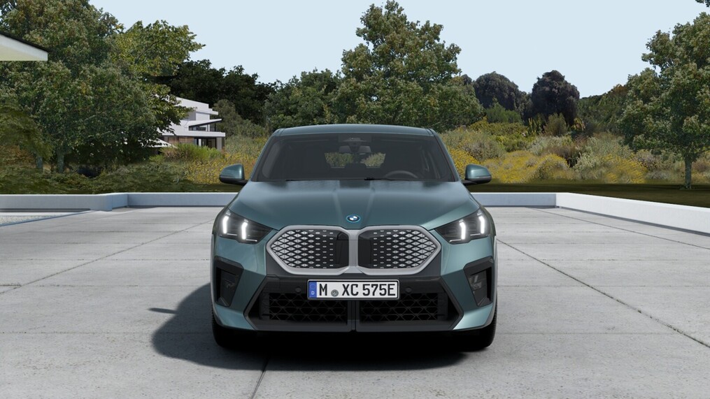 BMW iX2