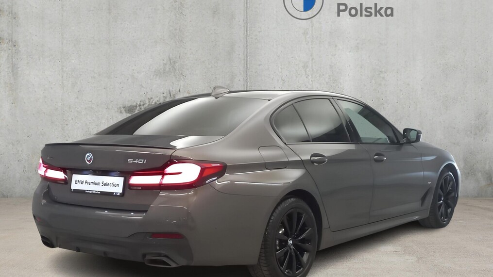 BMW Serii 5, 540