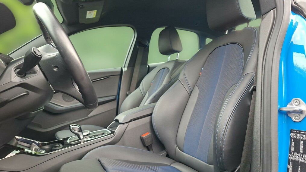 BMW Seria 2, 216