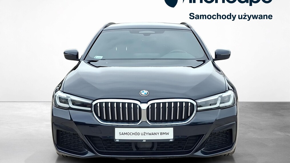 BMW Serii 5, 520