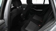 BMW Serii 3, 330