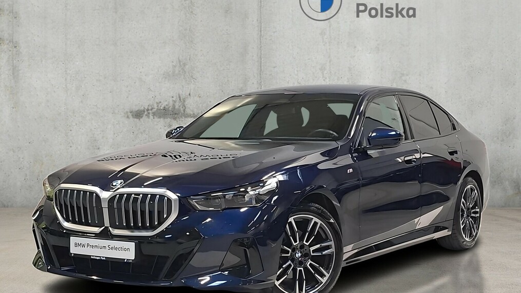 BMW Serii 5, 520