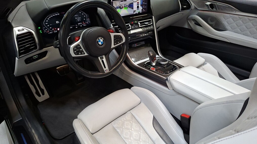 BMW M8