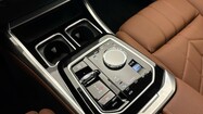 BMW Serii 7, 740