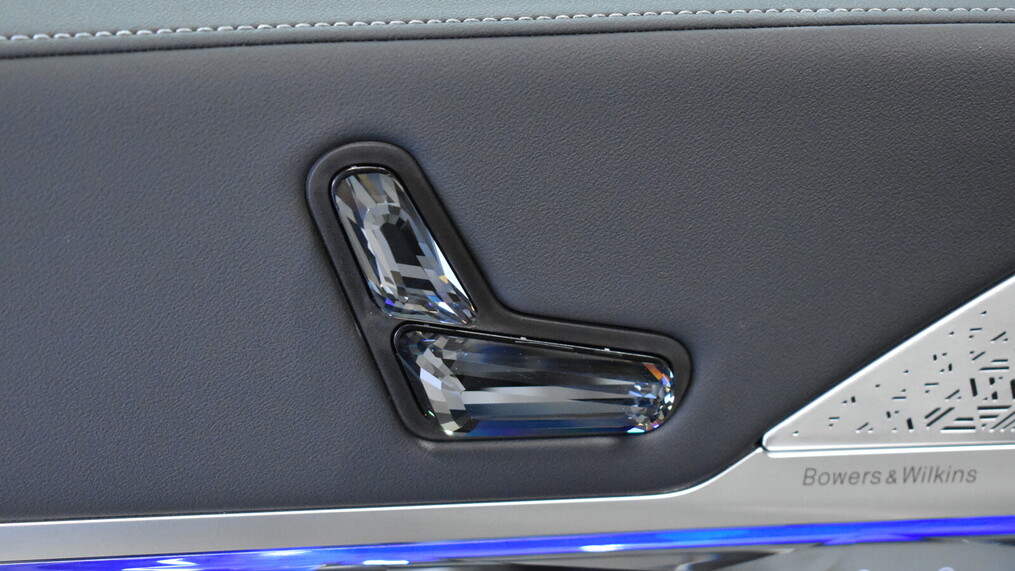 BMW Serii 7, 740