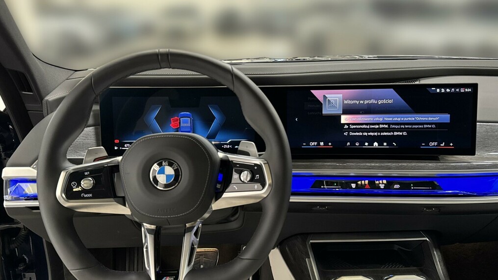 BMW Seria 7, 740