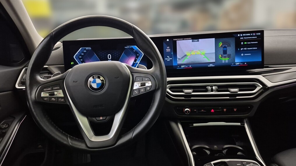 BMW Serii 3, 320