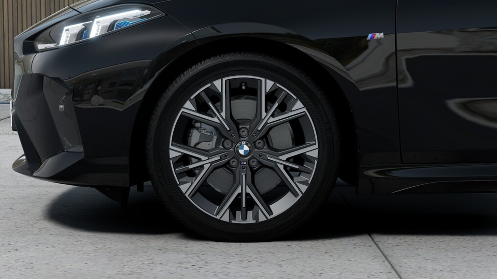 BMW Serii 2, 220