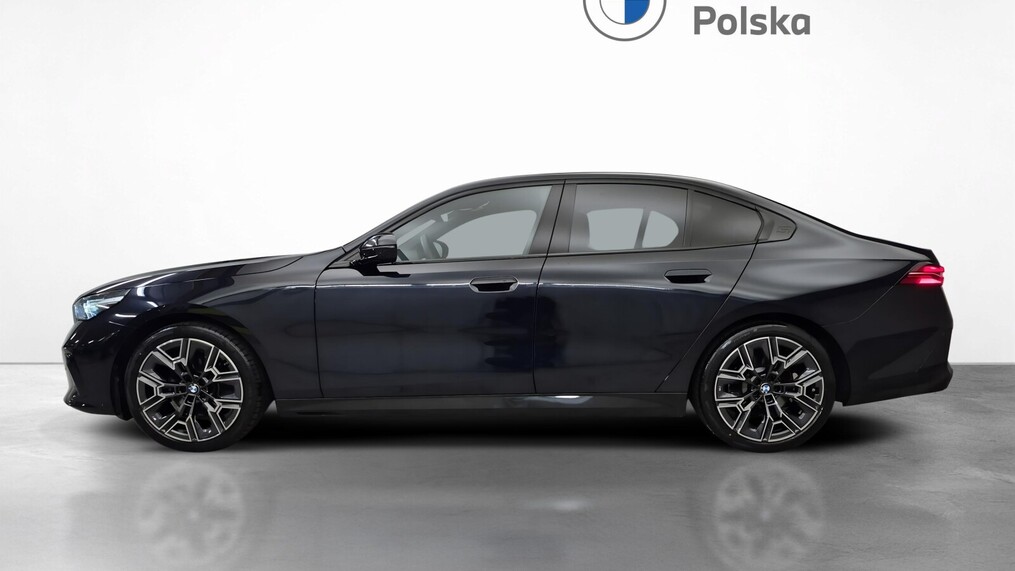 BMW Serii 5, 520