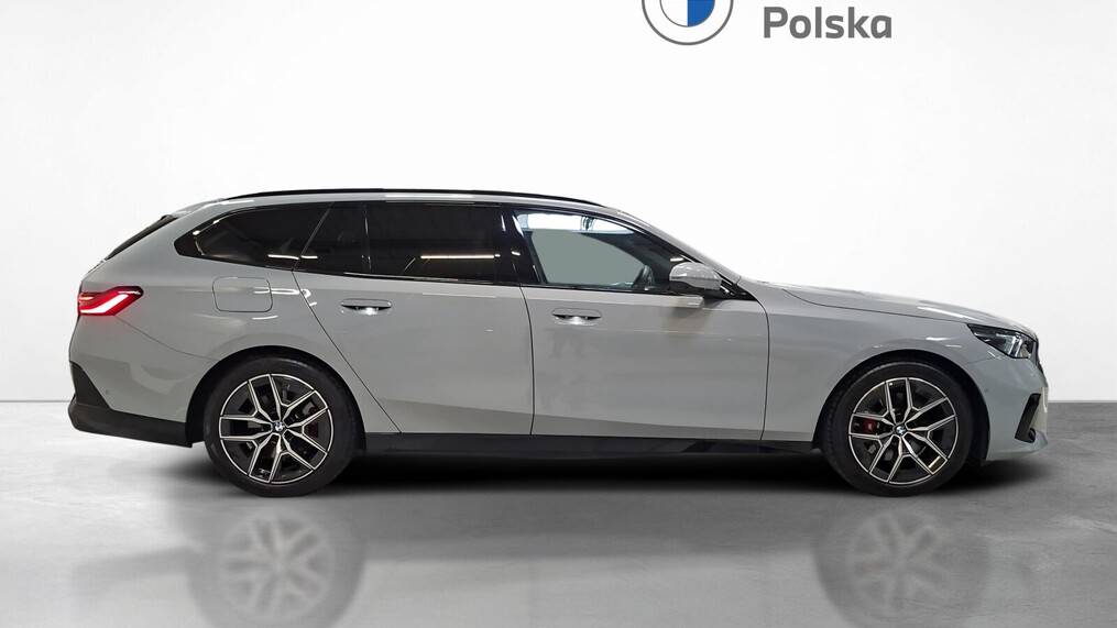 BMW Serii 5, 520