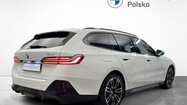 BMW Serii 5, 520