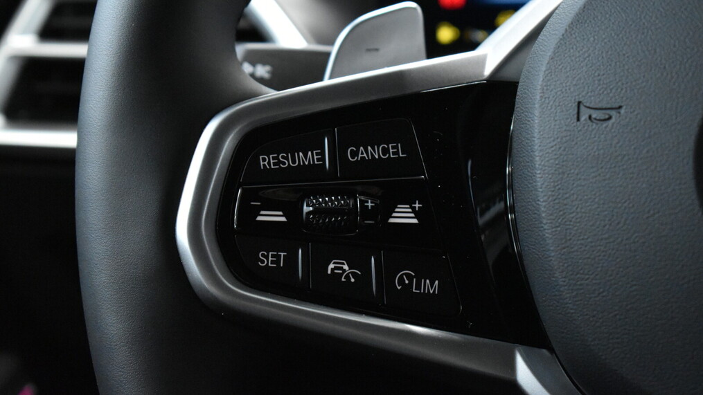 BMW Serii 3, 320