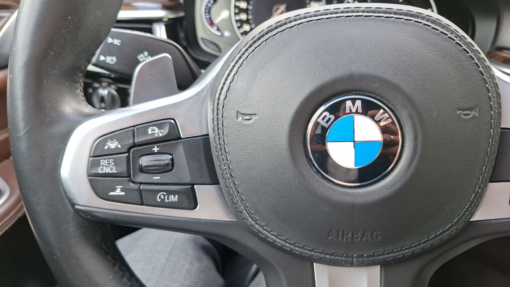 BMW 6GT